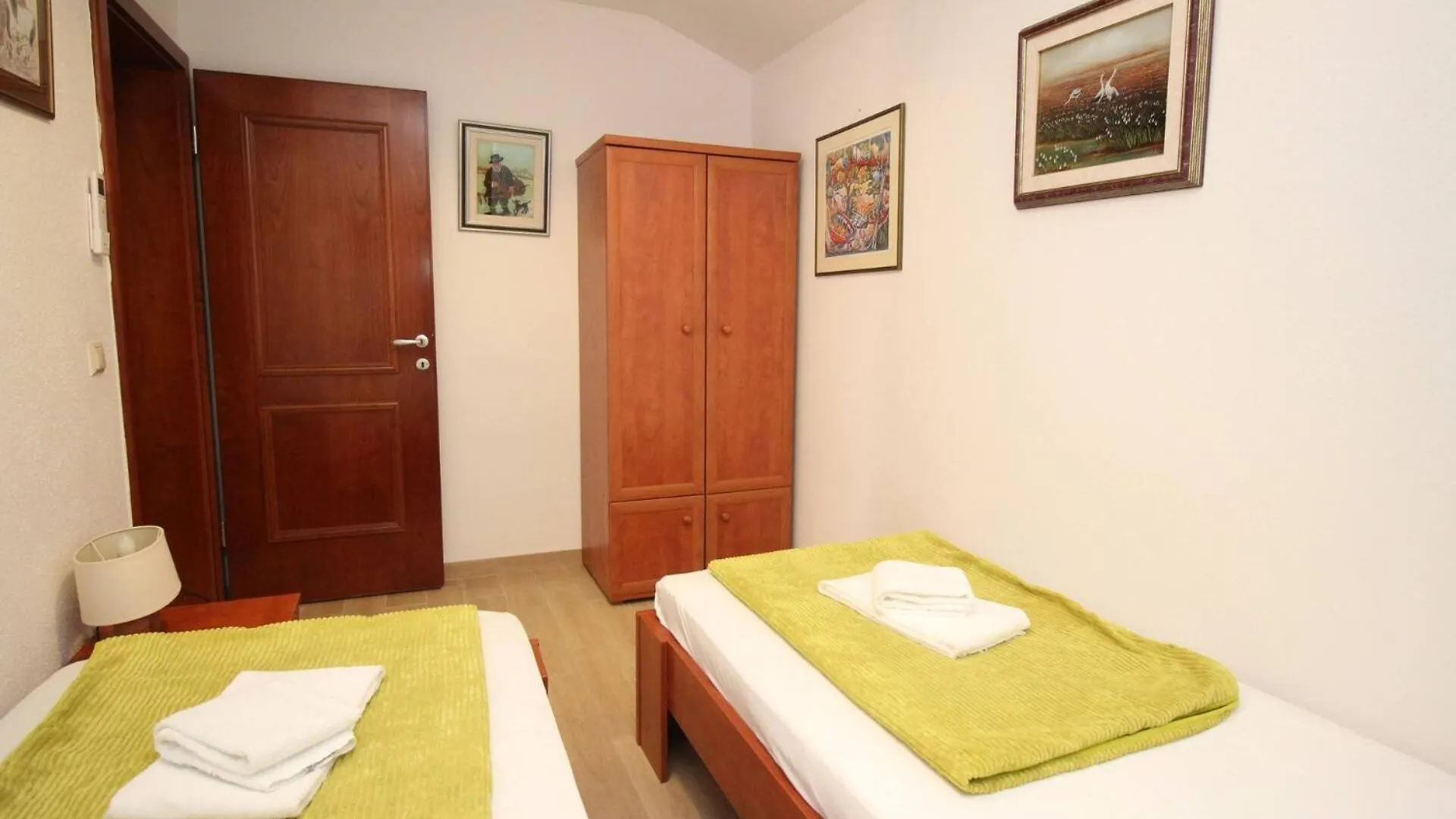 Guest house Apartments Mrkus Baska  Croatia