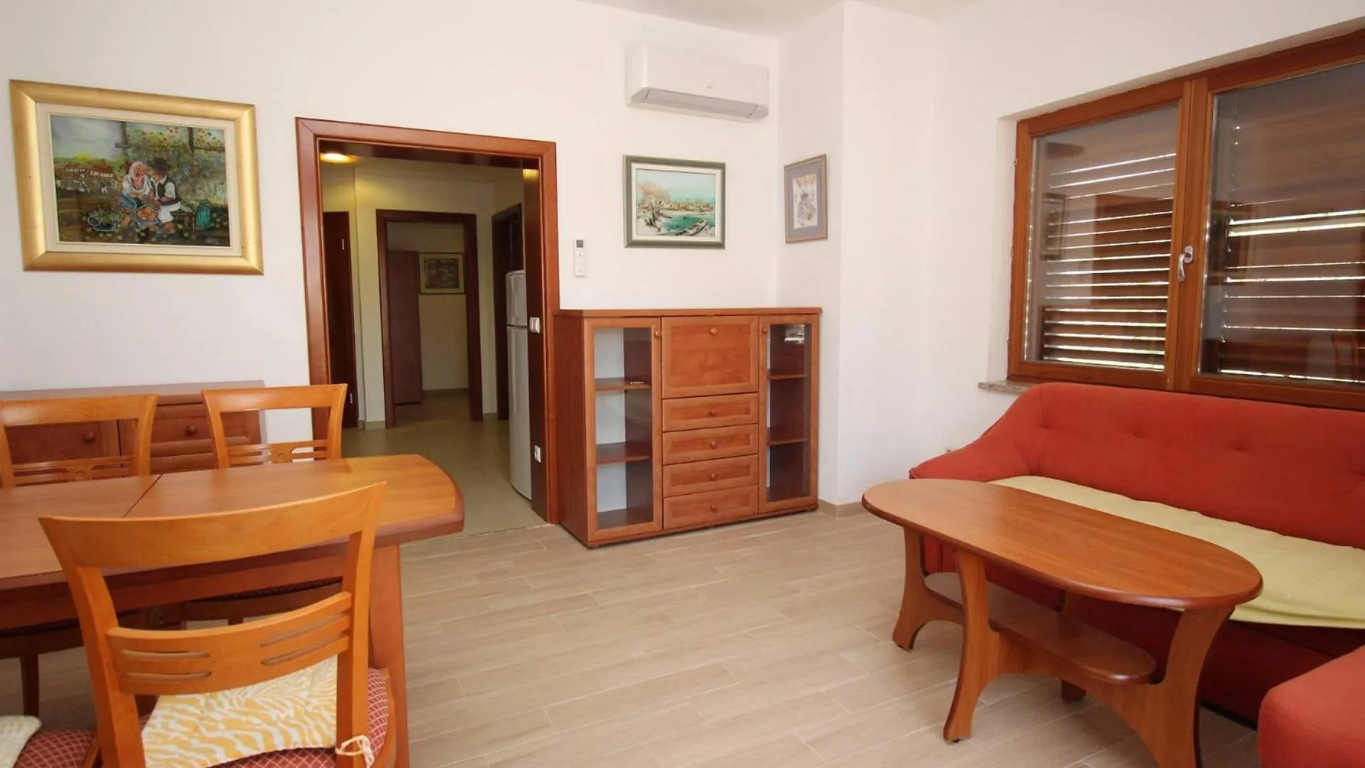 Apartments Mrkus Baska  0*, Baska (Krk) Croatia