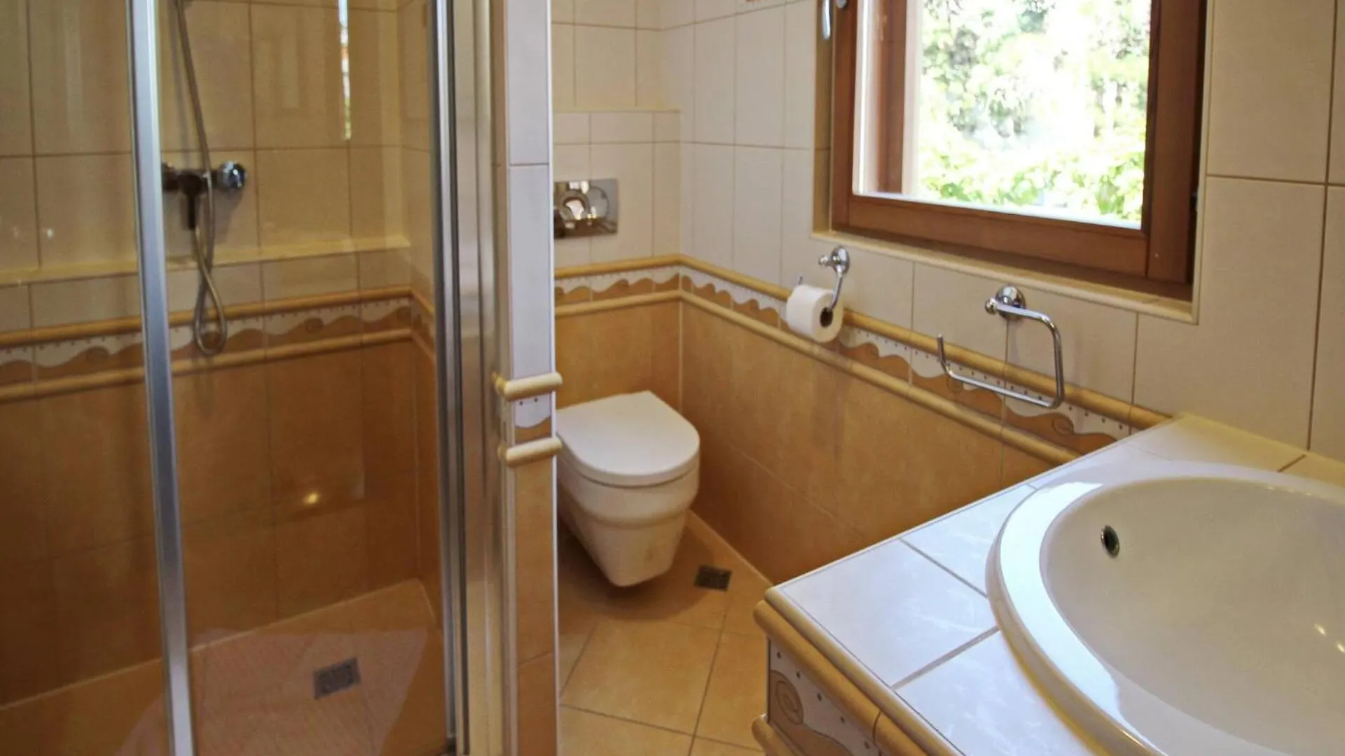 Apartments Mrkus Baska  Baska (Krk)