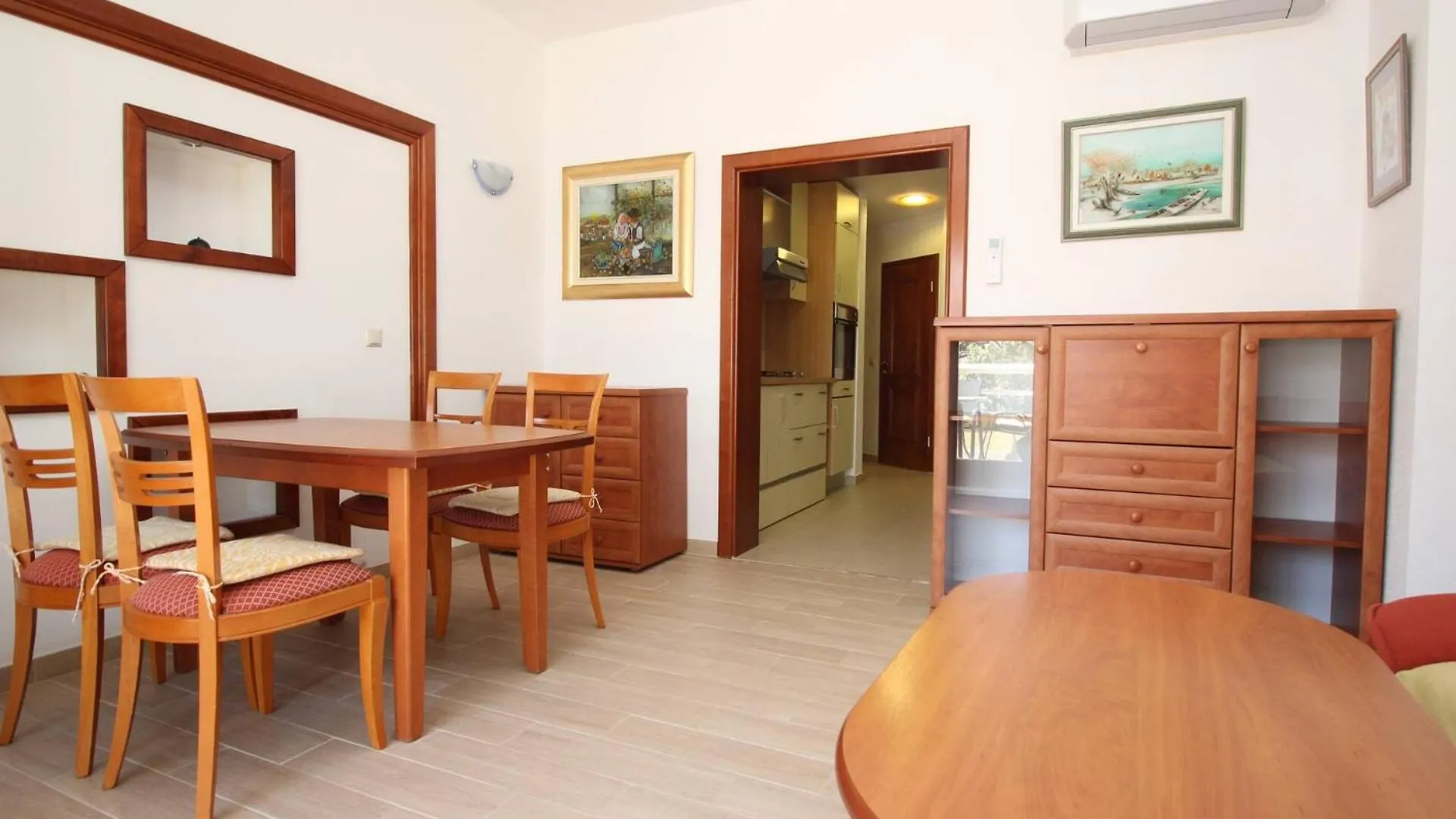 Apartments Mrkus Baska  Guest house Baska (Krk)